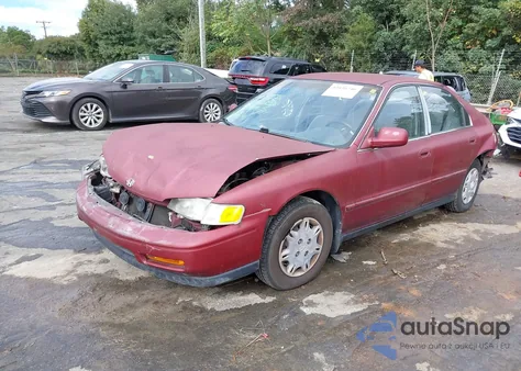 1995 Honda Accord Lx/Ex z USA, uszkodzony, nr VIN 1HGCD5637SA163047
